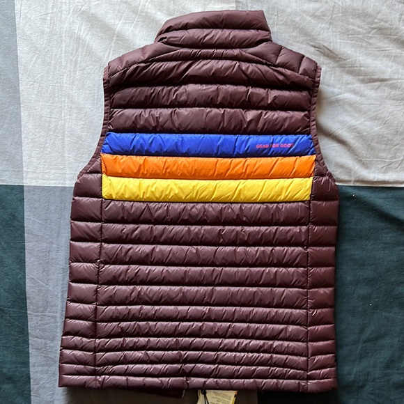 Cotopaxi Vest, Striped (Maroon) - Men’s M - Picture 9 of 10